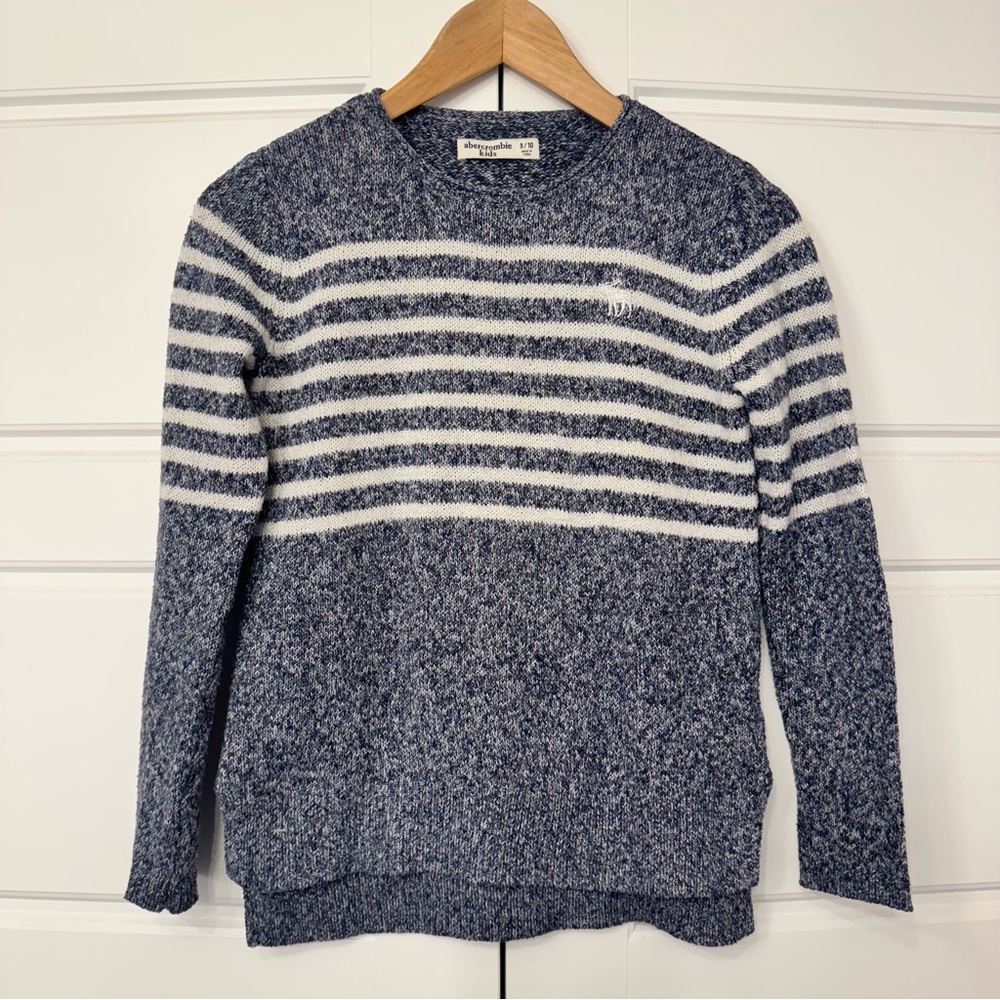 🚨BOGO FREE Girl’s Abercrombie Kids Sweater Size 9/10 Girl